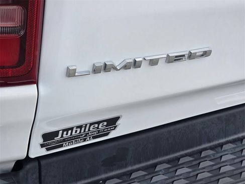 Used 2022 RAM 1500 Limited w/ Body Color Bumper Group image 37