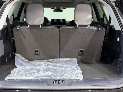 New 2026 Lincoln Aviator AWD image 32