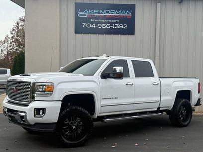 Used 2017 GMC Sierra 2500 Denali w/ Duramax Plus Package