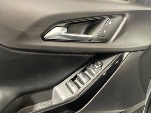 Used 2025 Chevrolet Equinox LT AWD/4WD image 9