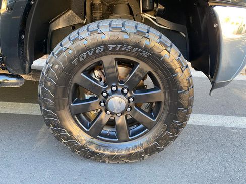 Used 2014 RAM 2500 Longhorn w/ Convenience Group AWD/4WD image 18