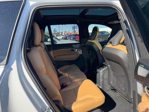 Certified 2024 Volvo XC90 T8 Ultimate w/ Lounge Package image 11