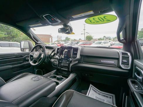 Used 2023 RAM 3500 Laramie image 33