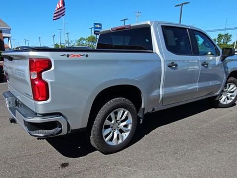 Used 2021 Chevrolet Silverado 1500 Custom AWD/4WD image 8