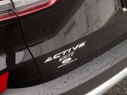 New 2026 Ford Escape Active w/ Tech Pack #1 FWD image 8