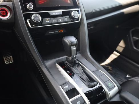 Used 2020 Honda Civic Sport image 23