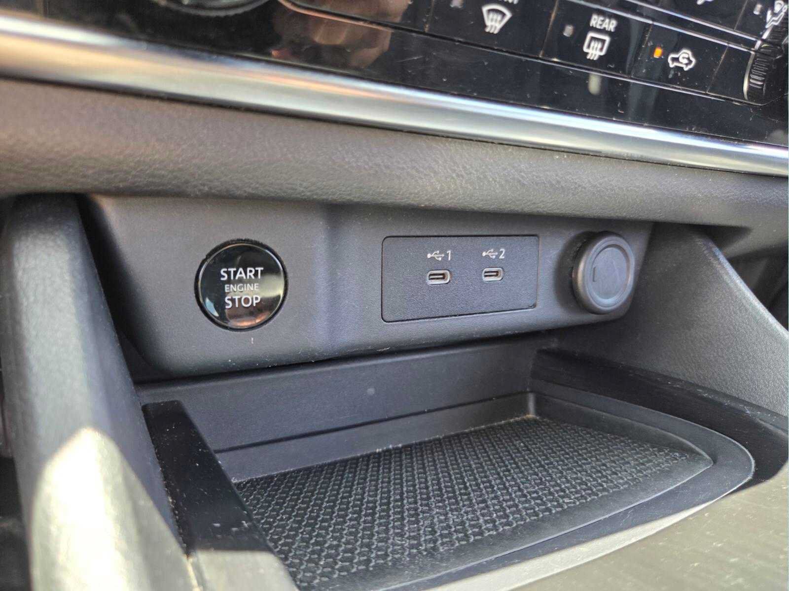 Used 2024 Nissan Rogue S FWD image 22
