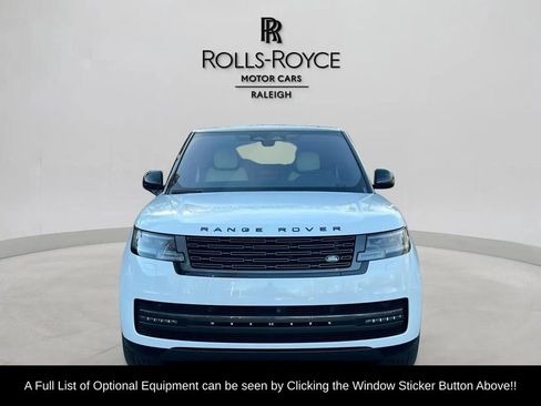 Used 2023 Land Rover Range Rover SE image 2