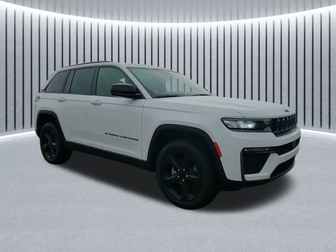 New 2026 Jeep Grand Cherokee Limited w/ Limited Altitude Package image 2