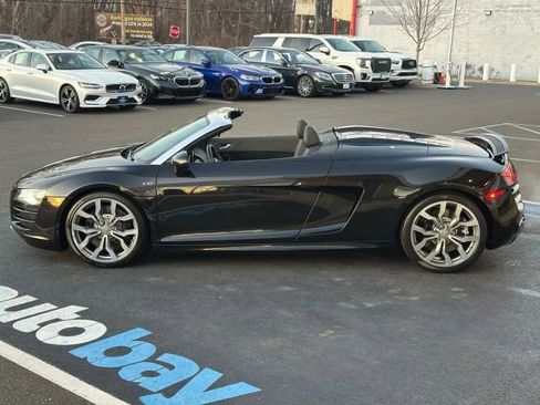 Used 2011 Audi R8 V10 image 16