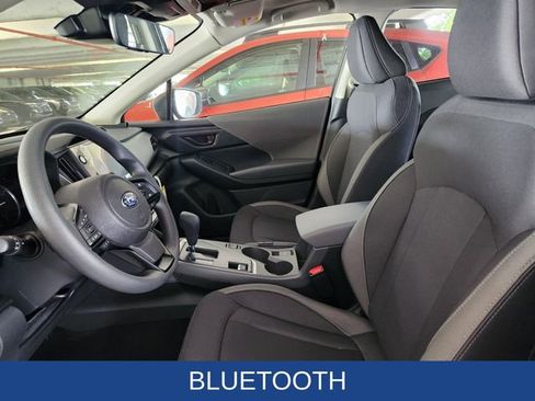Used 2025 Subaru Crosstrek 2.0i Premium image 11