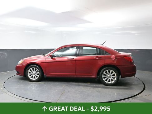 Used 2012 Chrysler 200 Touring w/ Cold Weather Group FWD image 9