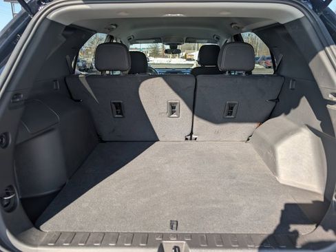 Used 2024 Chevrolet Equinox LS w/ LS Convenience Package image 19
