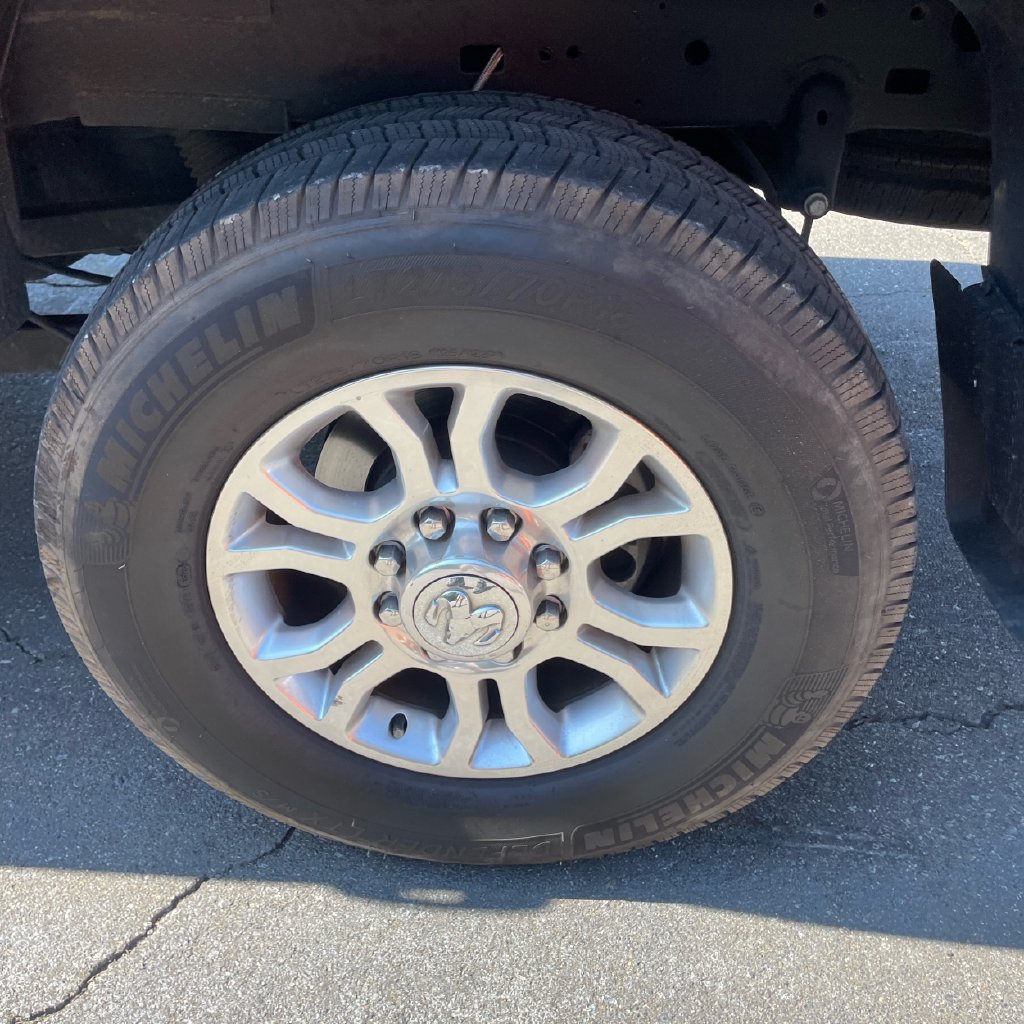 Used 2020 RAM 2500 Limited AWD/4WD image 16
