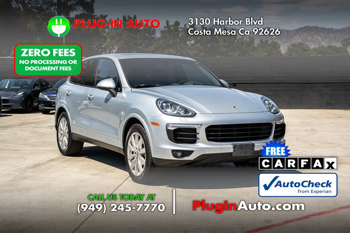 Used 2017 Porsche Cayenne Platinum Edition AWD/4WD image 3