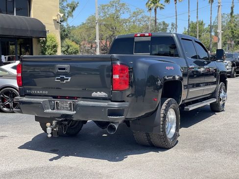 Used 2017 Chevrolet Silverado 3500 High Country w/ Duramax Plus Package image 14