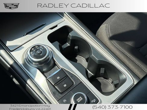 Used 2021 Ford Explorer XLT AWD/4WD image 9