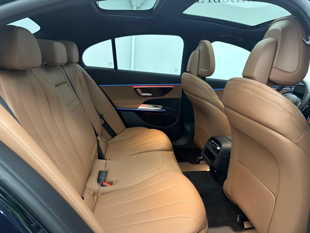 Used 2026 Mercedes-Benz E 350 4MATIC Sedan image 26