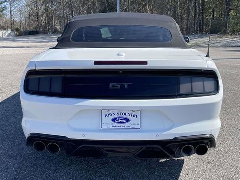 Used 2018 Ford Mustang GT Premium w/ GT Performance Package RWD image 4