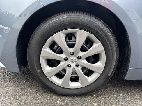 Certified 2025 Toyota Corolla LE image 13