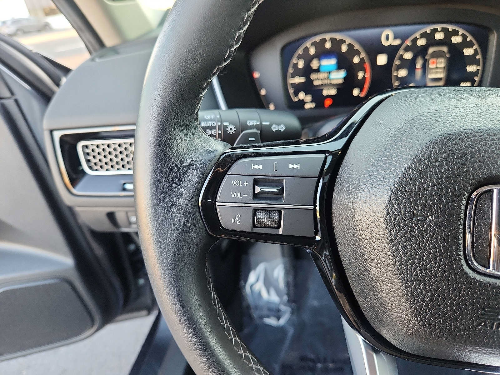 Certified 2024 Honda Civic Touring image 20