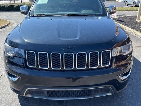 Used 2021 Jeep Grand Cherokee Limited image 2