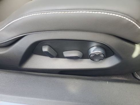 New 2025 Chevrolet Corvette Stingray Premium Conv w/ Z51 Performance Package image 9