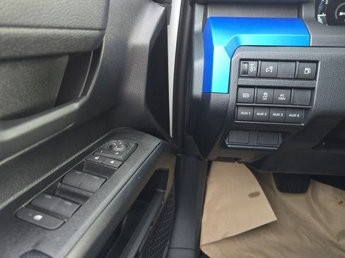 New 2025 Toyota 4Runner TRD Off-Road image 15