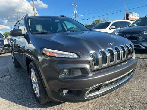 Used 2015 Jeep Cherokee Limited AWD/4WD image 4