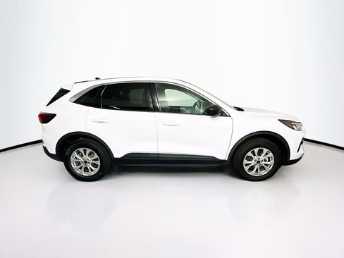 Used 2024 Ford Escape Active AWD/4WD image 10