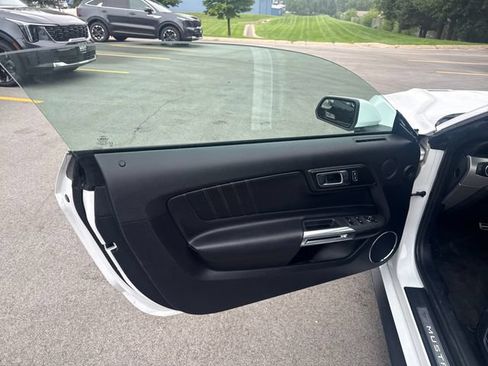 Used 2018 Ford Mustang Premium RWD image 12