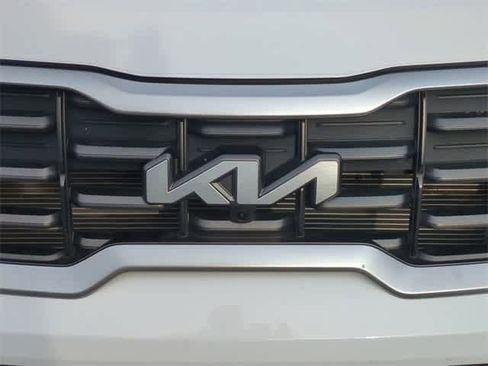 Used 2023 Kia Telluride SX Prestige image 11