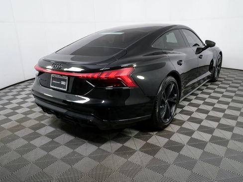 Certified 2023 Audi e-tron GT Premium Plus image 3