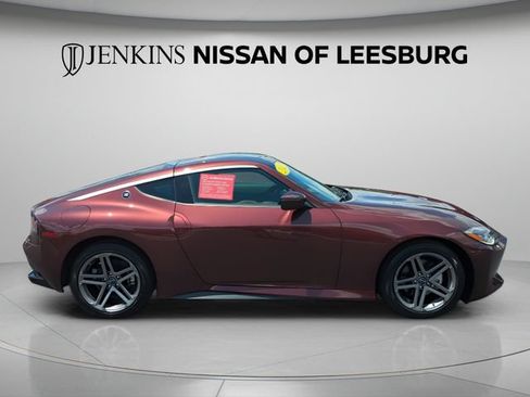 Certified 2025 Nissan Z Performance w/ Floor Mat Package RWD image 3