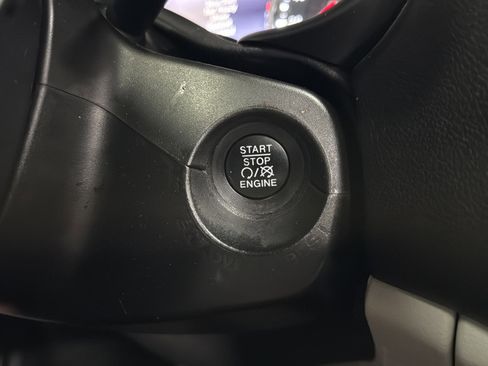 Used 2021 Jeep Renegade Limited w/ Sun & Sound Group image 24