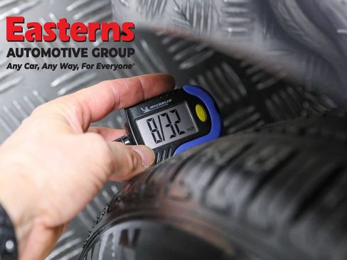 Used 2023 Tesla Model 3 Standard Range image 22