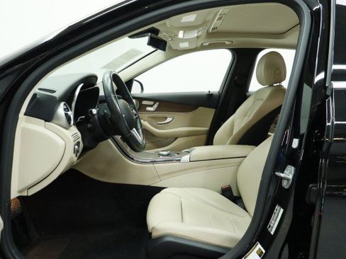 Used 2021 Mercedes-Benz C 300 4MATIC Sedan w/ Premium Package image 7