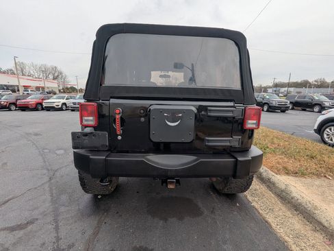 Used 2012 Jeep Wrangler Sport image 6