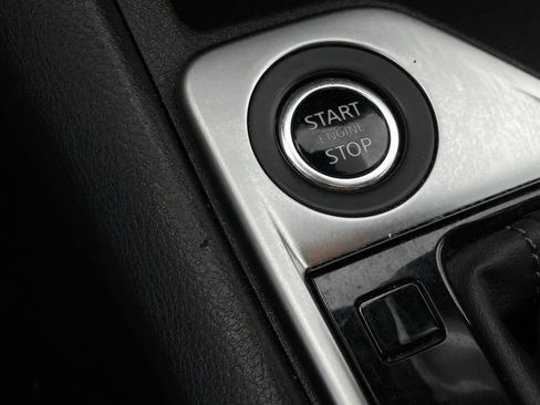 Used 2024 Nissan Sentra SV image 16