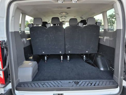 Used 2023 Ford Transit 350 XLT image 8