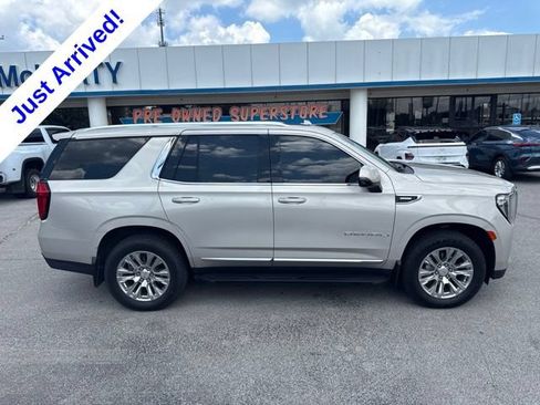 Used 2022 GMC Yukon Denali AWD/4WD image 2