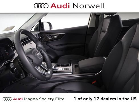 Used 2023 Audi Q7 3.0T Premium Plus w/ Premium Plus Package AWD/4WD image 21