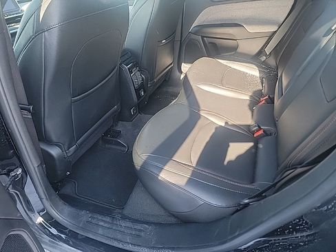 Used 2024 Jeep Compass Latitude image 10