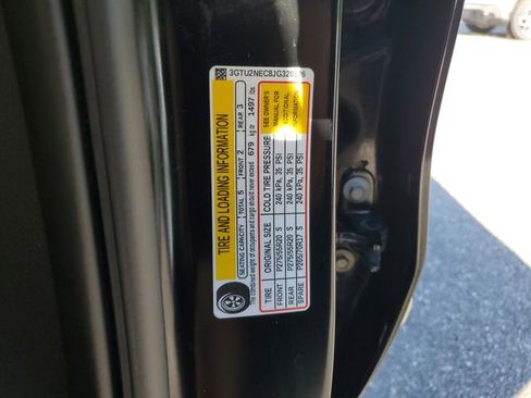 Used 2018 GMC Sierra 1500 SLT w/ SLT Premium Package AWD/4WD image 32