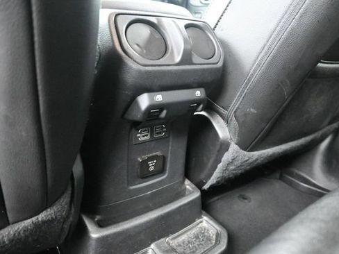 Used 2023 Jeep Wrangler Unlimited Sahara w/ Cold Weather Group AWD/4WD image 36