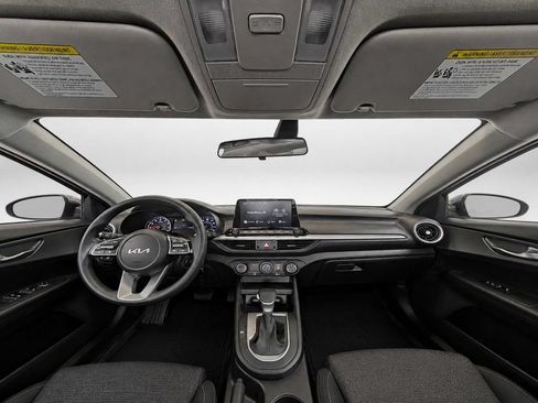 Certified 2023 Kia Forte LXS w/ LXS Technology Package FWD image 20