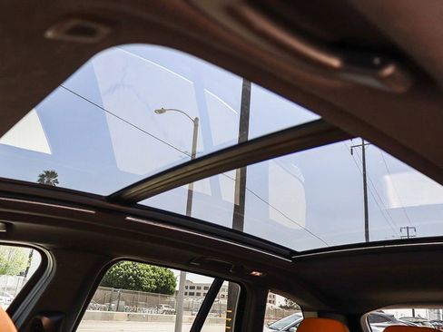 Used 2023 BMW X3 xDrive30i w/ Convenience Package image 27