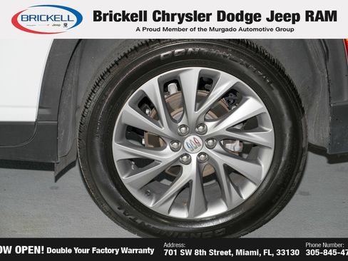 Used 2025 Buick Enclave Preferred FWD image 45