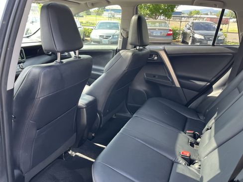 Used 2013 Toyota RAV4 Limited FWD image 11