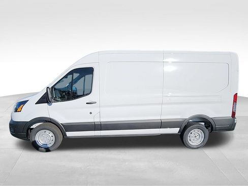 New 2026 Ford Transit 250 148 Medium Roof RWD image 5